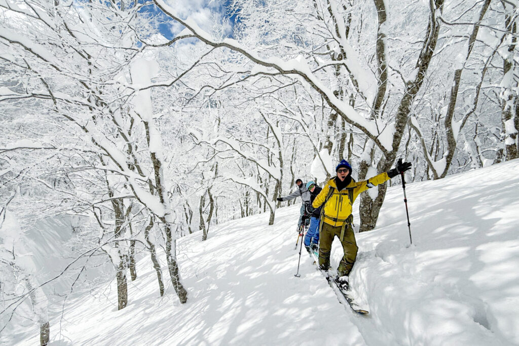 バックカントリーは初めてでも大丈夫?最初の一本に森吉山を選ぶ理由